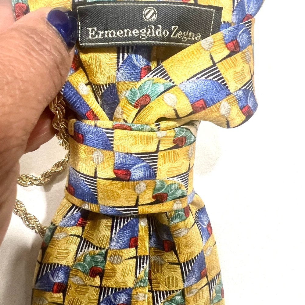 Fashion Tie - Picture 2 of 2
